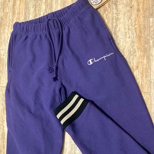 Champion NWT purple jogger pants Small